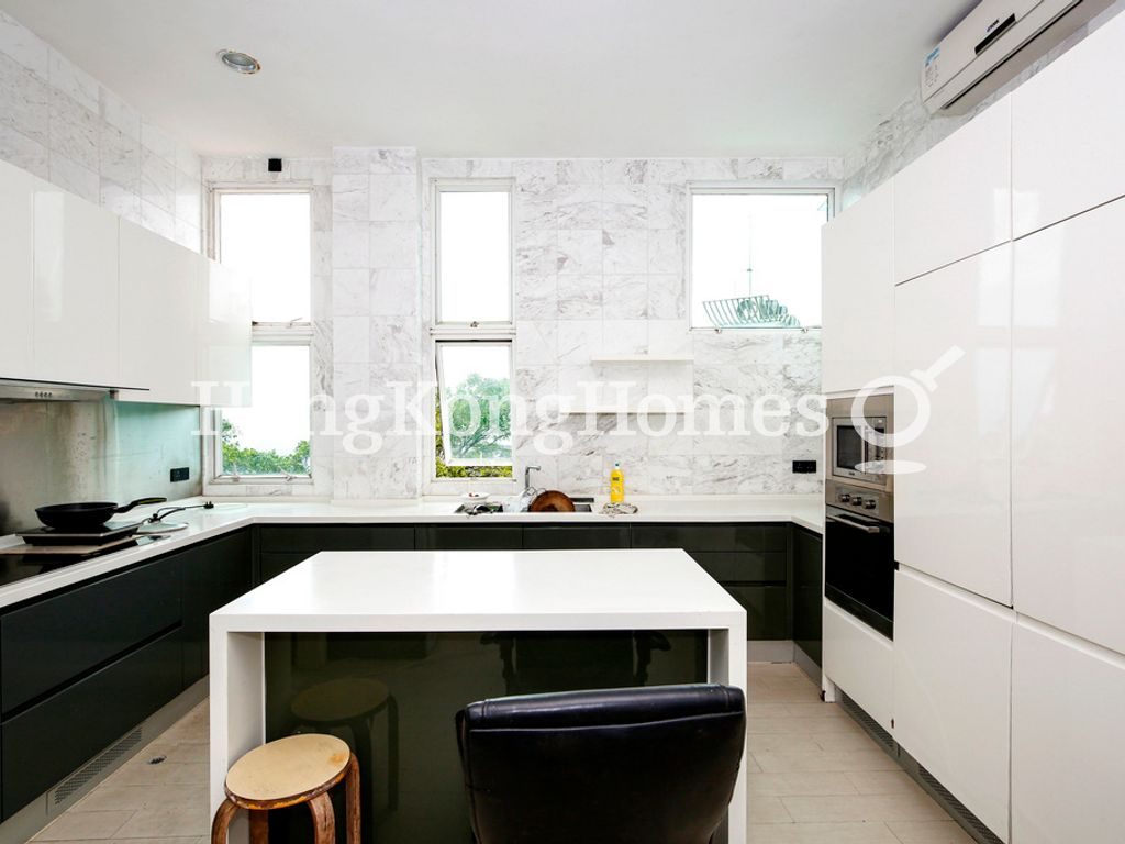 Kitchen — Cheuk Nang Lookout, The Peak