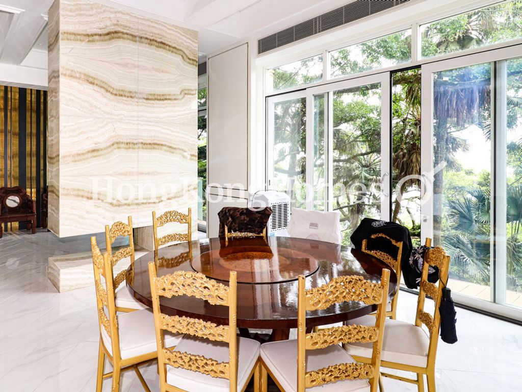 Dining Room — Cheuk Nang Lookout, The Peak