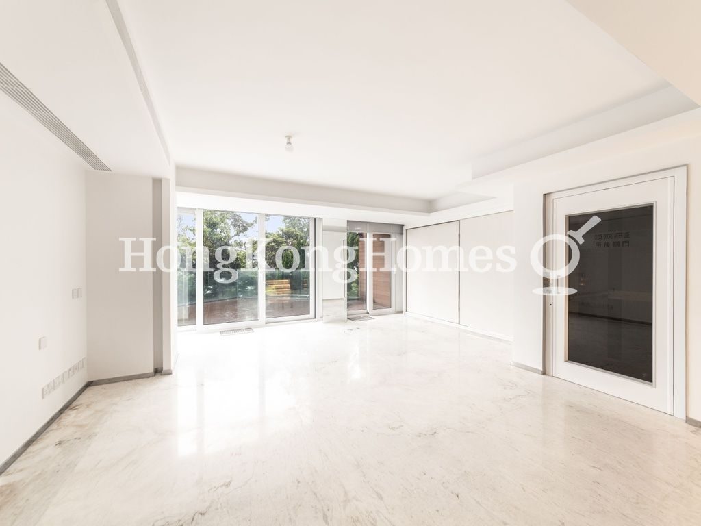 Living Room — La Hacienda - Lower Townhouse, The Peak