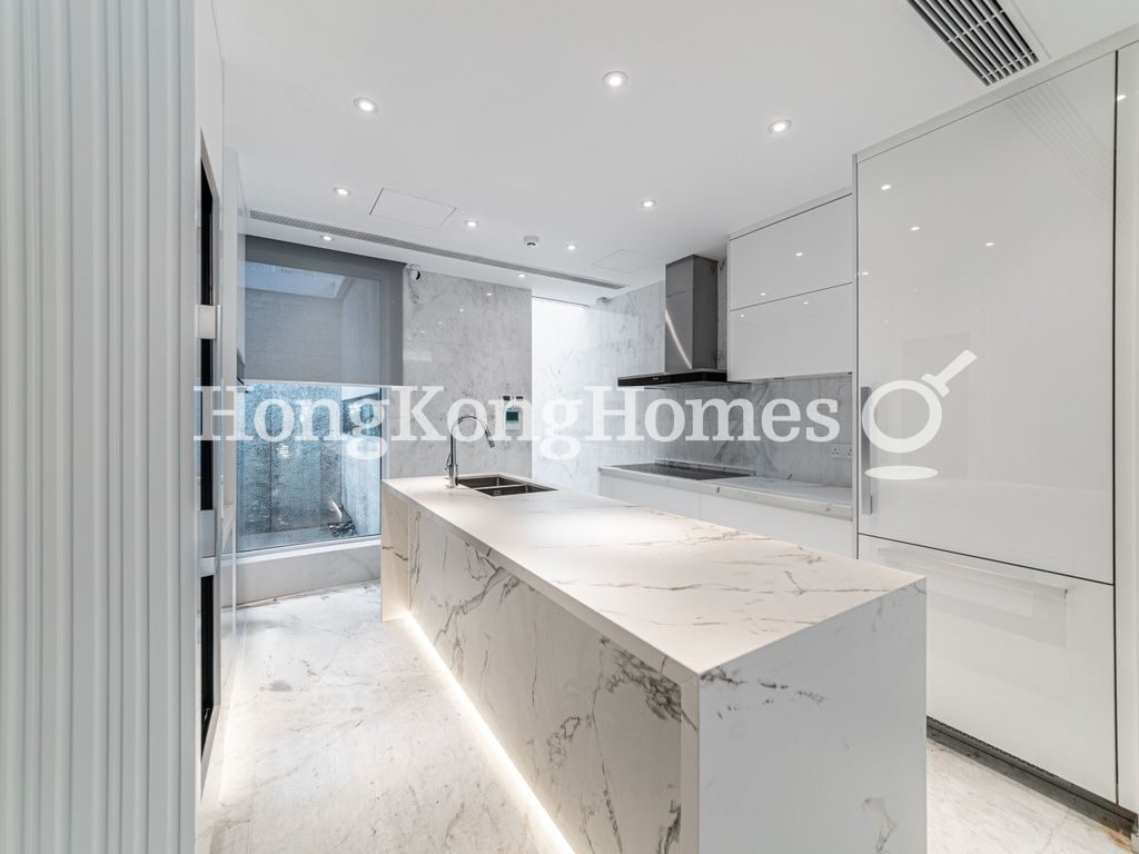 Open Kitchen — La Hacienda - Lower Townhouse, The Peak