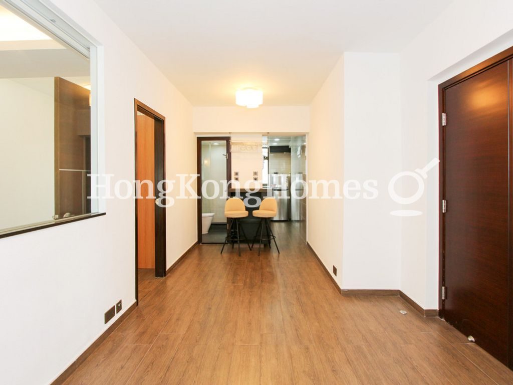 Living and Dining Room — Maxluck Court, Mid-levels West