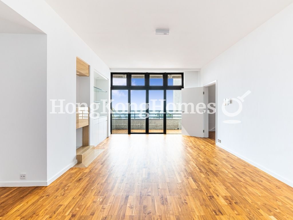 Living Room — Ondina Heights, The Peak