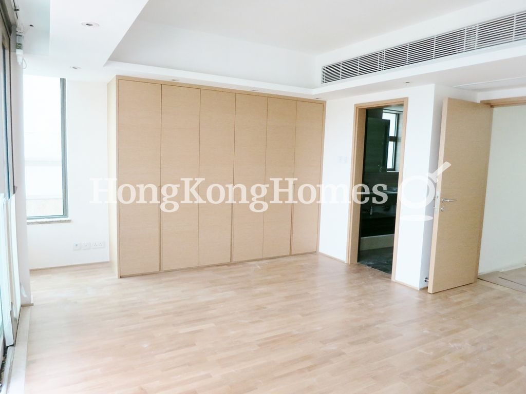 Second Ensuite Bedroom — Mount Kellett Road, 74, The Peak