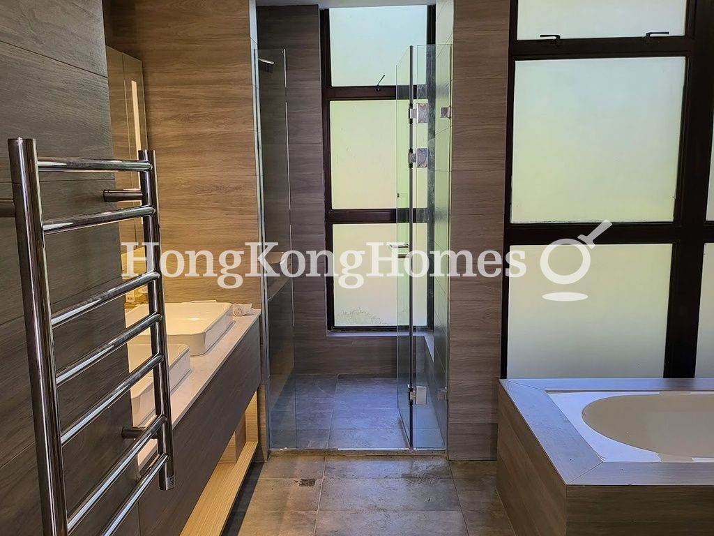 Master Bathroom — Deep Water Bay Road, 51-55, Deep Water Bay
