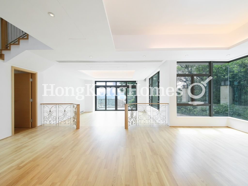 Living Room — Mount Kellett Road, 74, The Peak