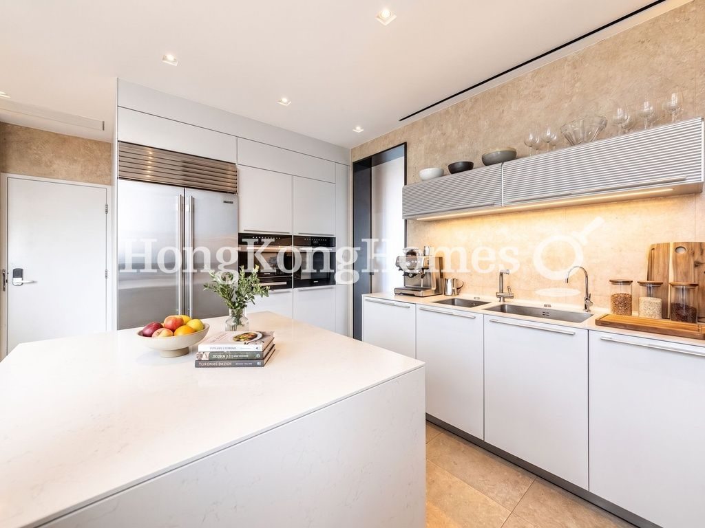 Kitchen — 15 Homantin Hill, Ho Man Tin / Waterloo Road
