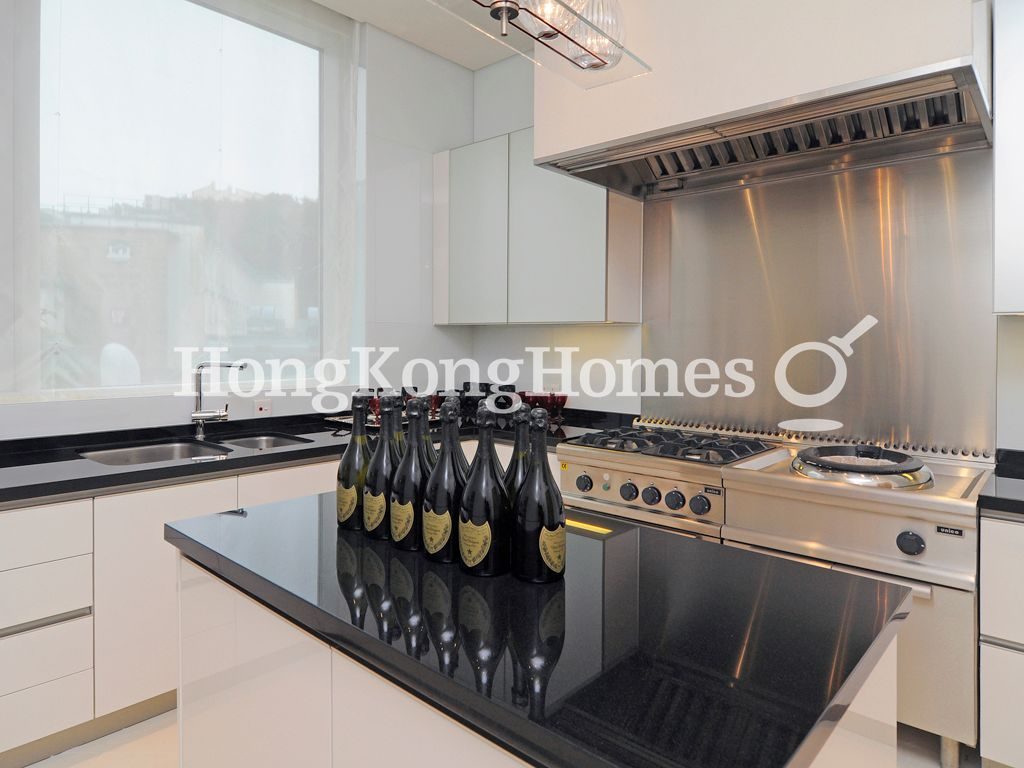 Kitchen — 3 Plunkett's Road, The Peak