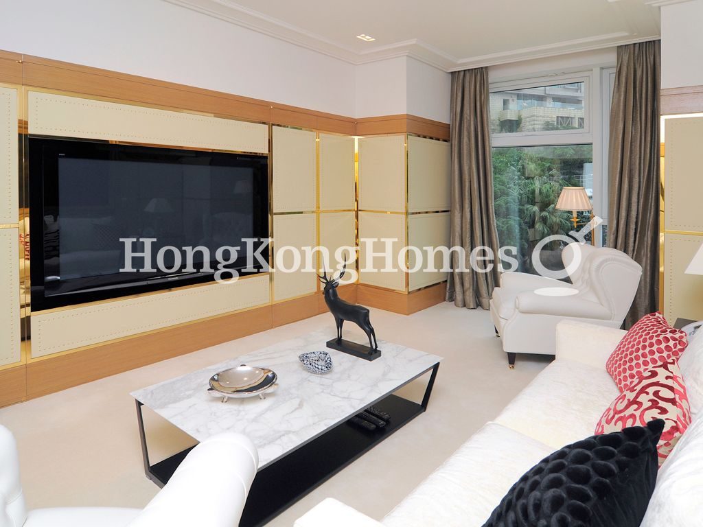 Family Room — 3 Plunkett's Road, The Peak