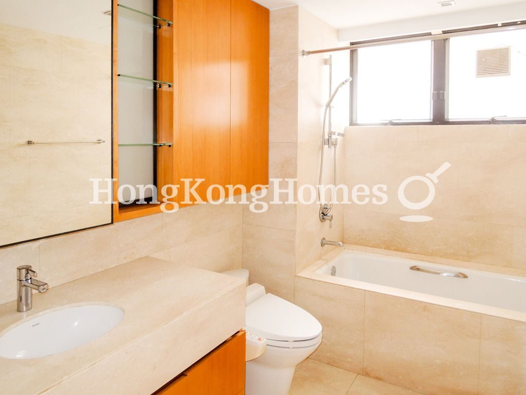 Second Ensuite Bathroom — Deep Water Bay Road, 39, Deep Water Bay