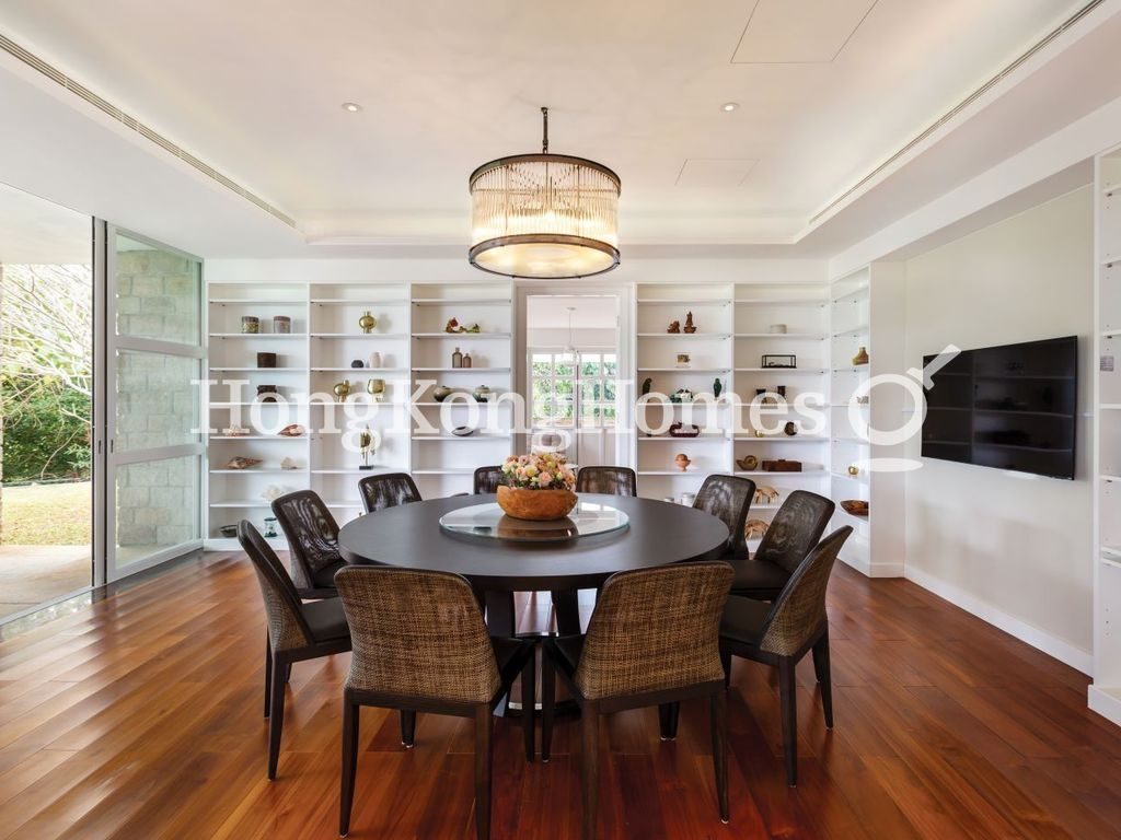 Dining Room — Shek O Road (Big Wave Bay Road) No 1-23, Shek O