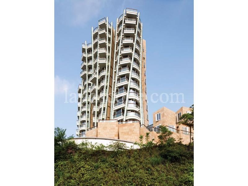 photo 6 — Opus Hong Kong, Midlevels East