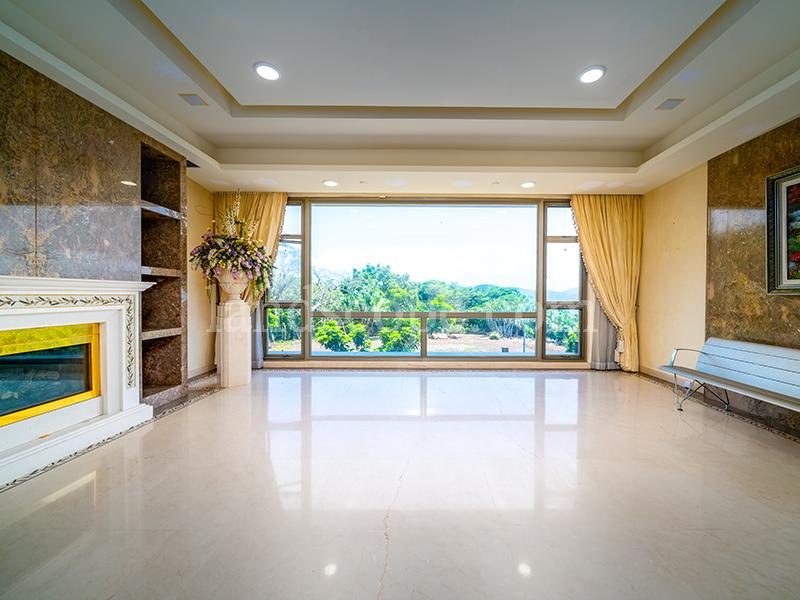 Clear Water Bay townhouse