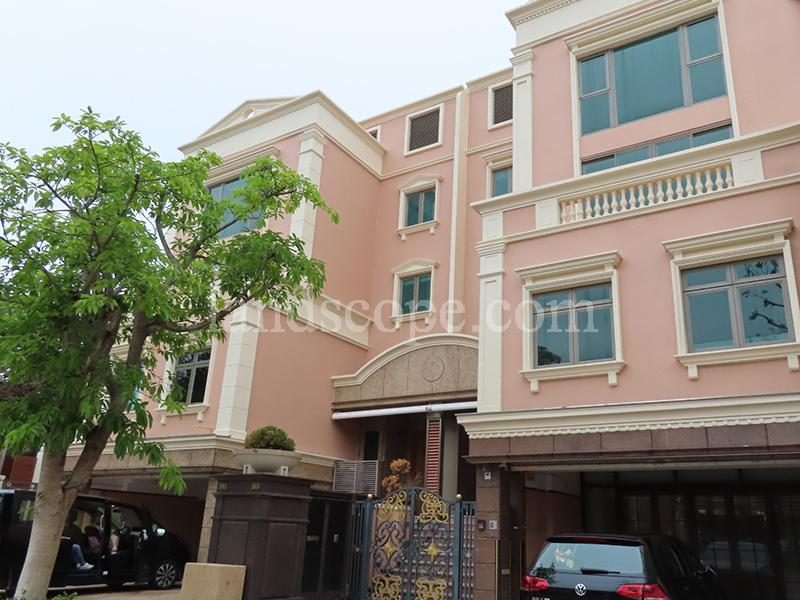 photo 7 — Clear Water Bay townhouse, Sai Kung