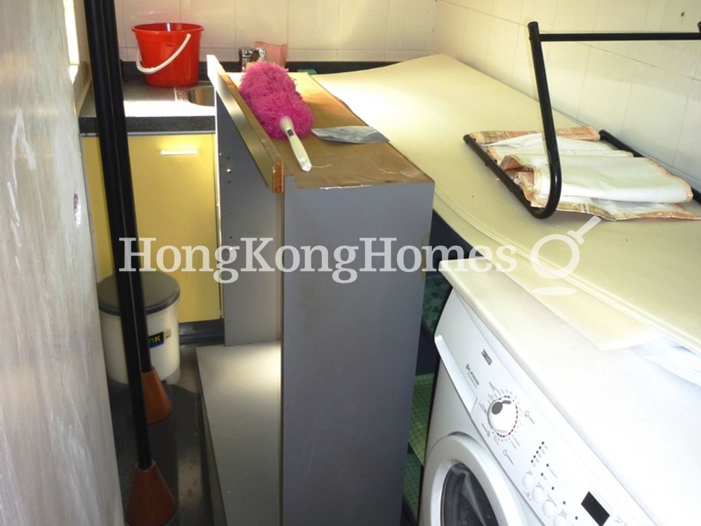 Kitchen — Vantage Park - Block 02, Mid-levels West