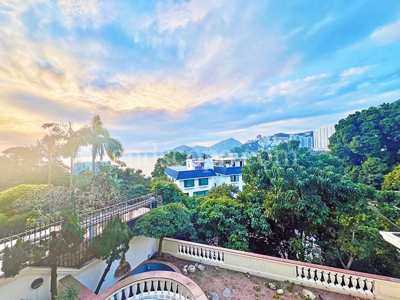 photo 3 — Villa Corniche, Repulse Bay