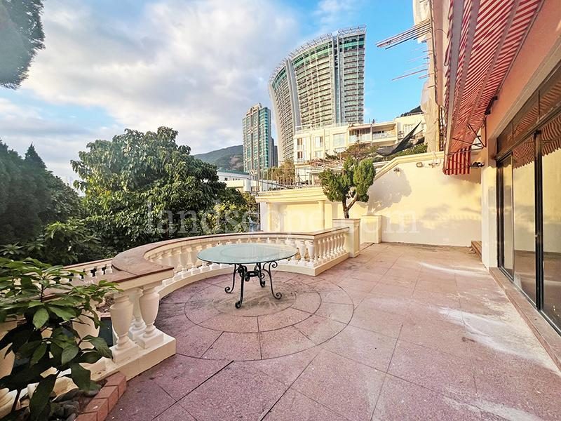 photo 7 — Villa Corniche, Repulse Bay