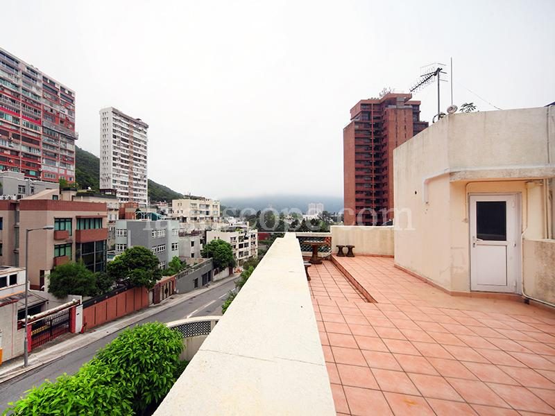 photo 4 — Moorsom Road, Jardine's Lookout
