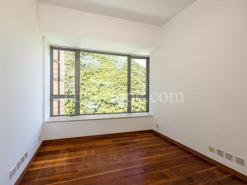 photo 7 — 39 Conduit Road, Midlevels West