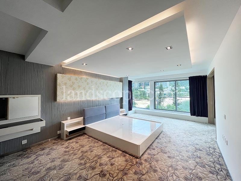 photo 6 — 56 Repulse Bay Road, Repulse Bay