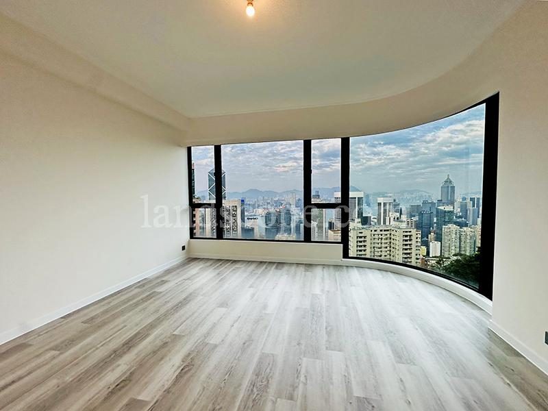 photo 4 — The Harbourview, Midlevels Central