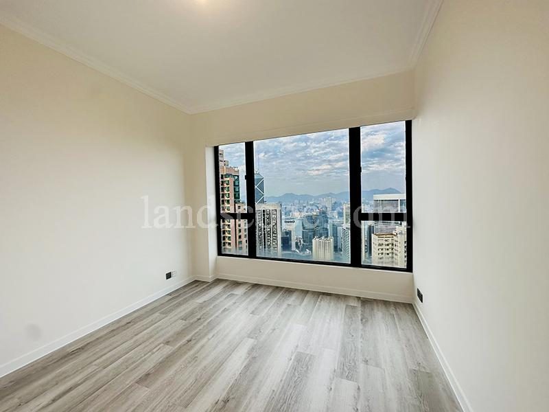 photo 8 — The Harbourview, Midlevels Central