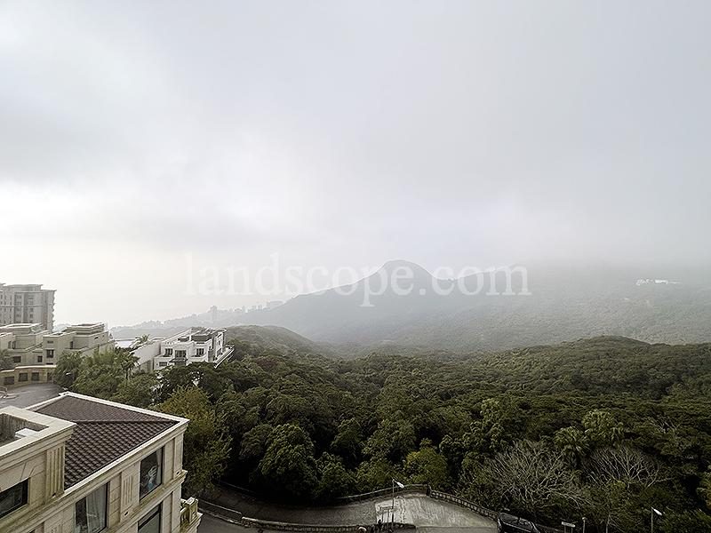 photo 6 — Vivian Court, The Peak