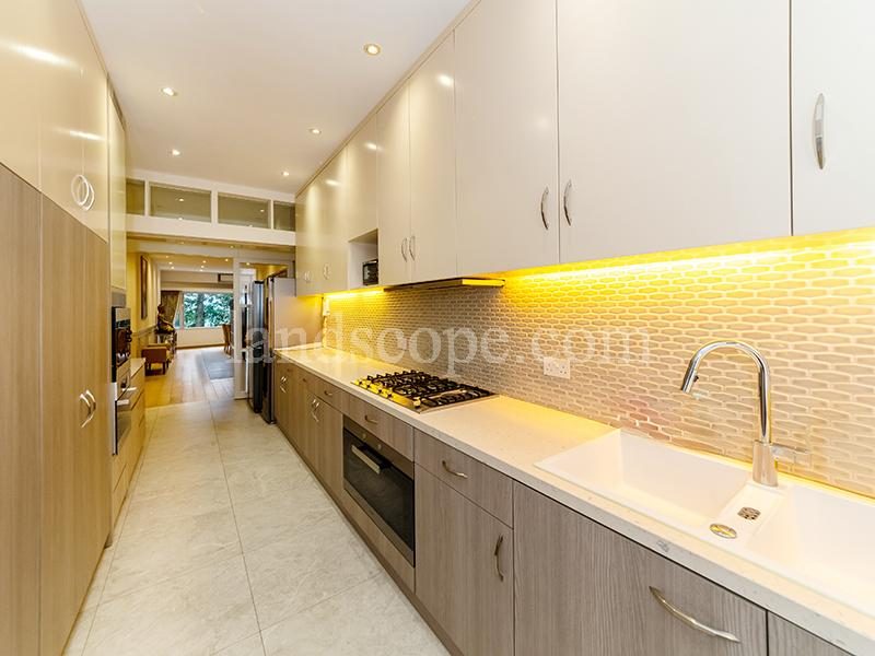 photo 13 — Woodland Heights, Midlevels East
