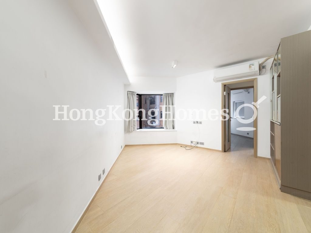 Living and Dining Room — Euston Court - Block 02, Mid-levels West