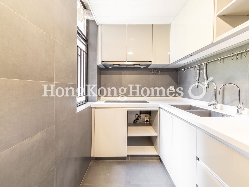 Kitchen — Euston Court - Block 02, Mid-levels West