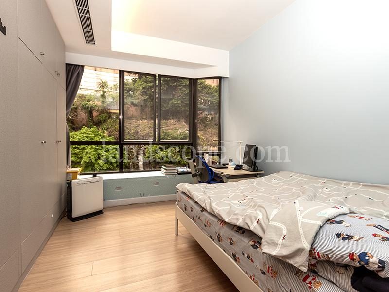 photo 7 — Repulse Bay Heights, Repulse Bay
