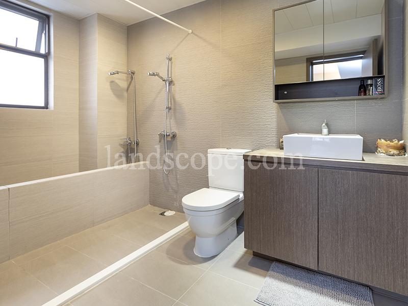 photo 10 — Repulse Bay Heights, Repulse Bay