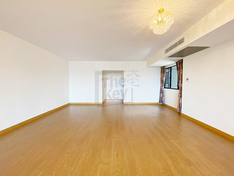 photo 4 — Clovelly Court, Midlevels Central