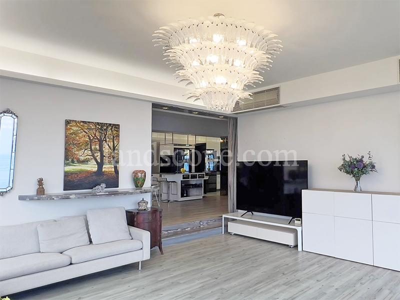 photo 5 — Splendour Villa, Repulse Bay