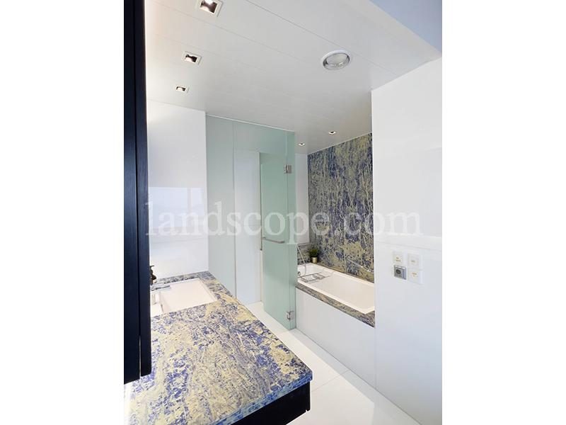 photo 8 — Splendour Villa, Repulse Bay