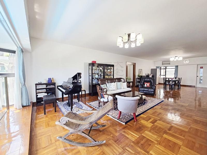 photo 4 — Kennedy Heights, Midlevels Central