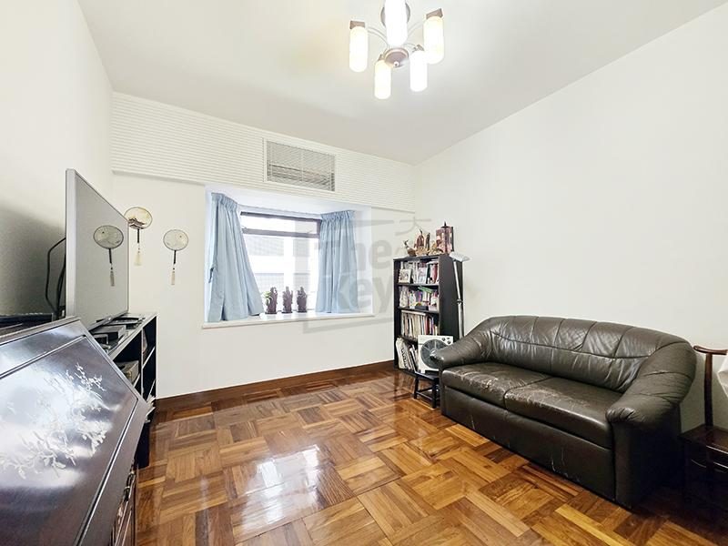 photo 10 — Kennedy Heights, Midlevels Central