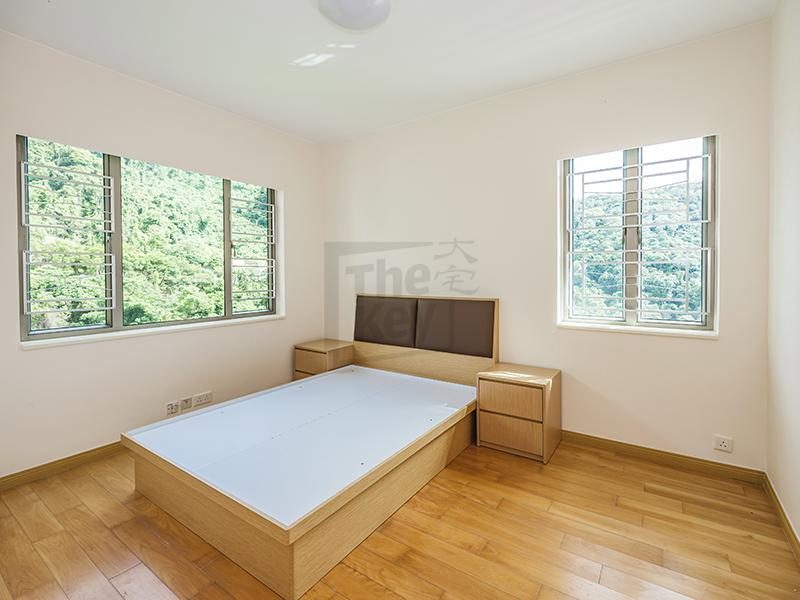 photo 12 — Piccadilly Mansion, Midlevels West