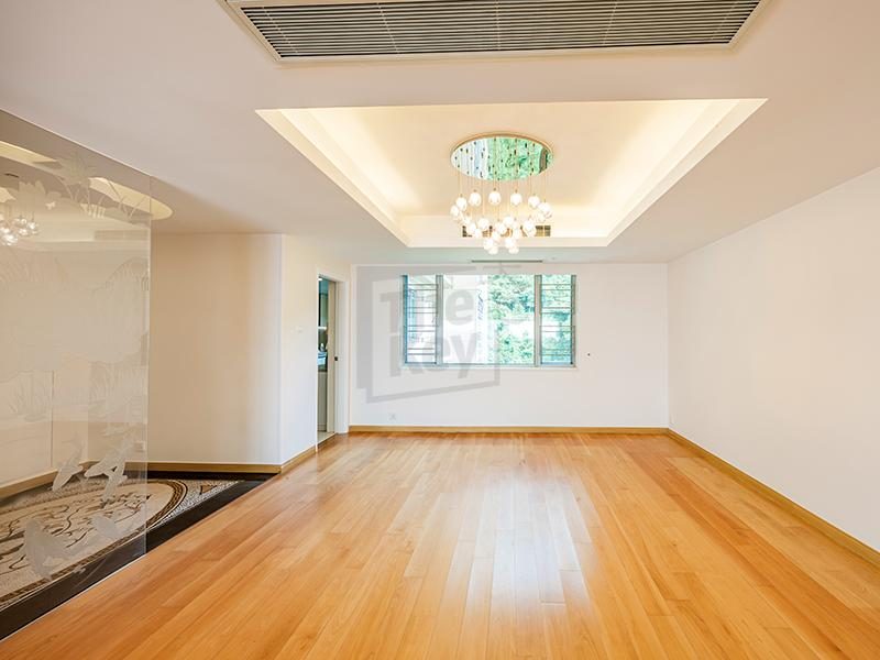 photo 5 — Piccadilly Mansion, Midlevels West