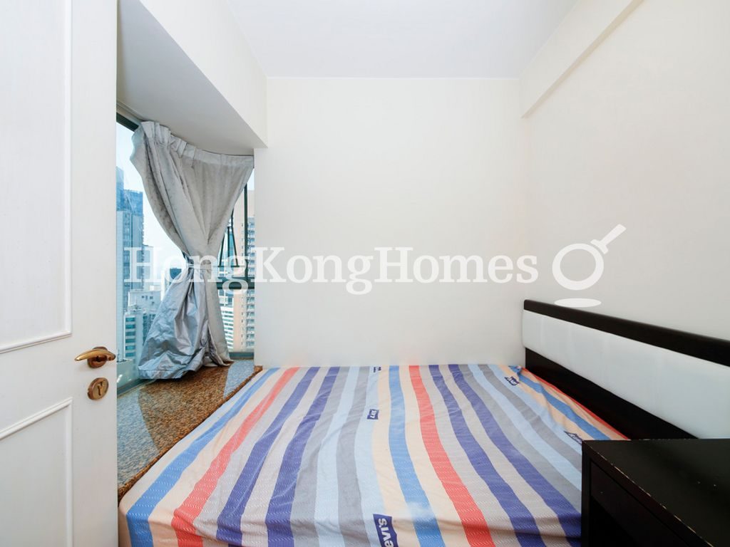 Master Bedroom — Queen's Terrace - Tower 02, Sheung Wan