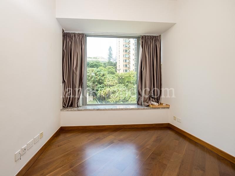 photo 8 — 55 Conduit Road, Midlevels West