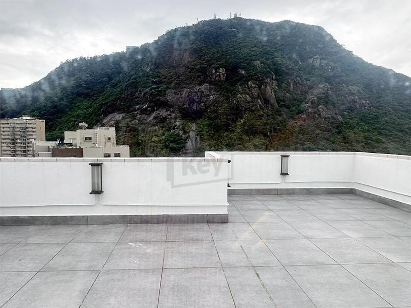 photo 12 — Elegant Terrace, Midlevels West