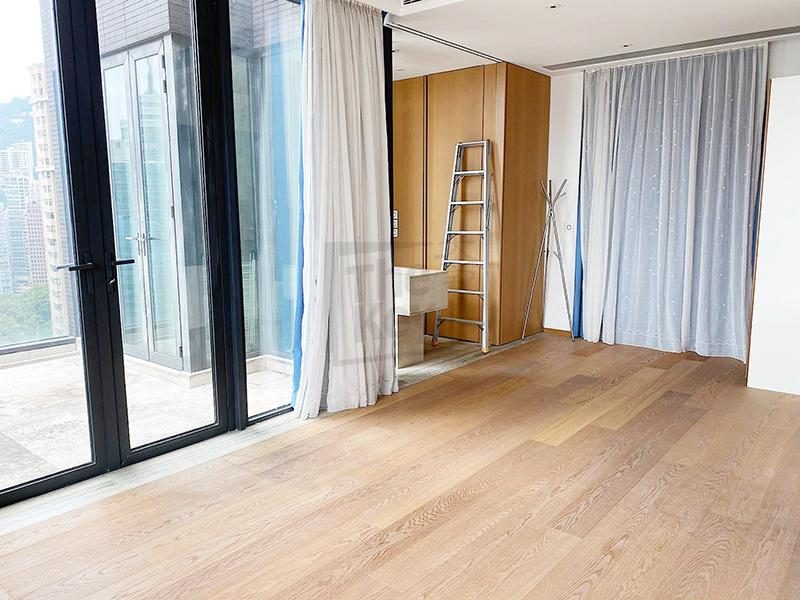 photo 4 — Gramercy, Midlevels West