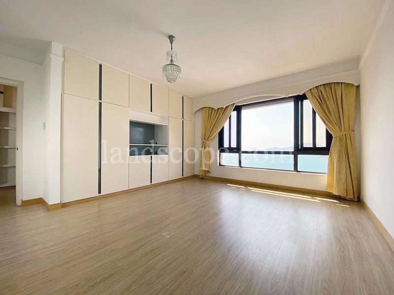 photo 5 — 19-25 Horizon Drive, Chung Hom Kok