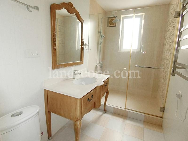 photo 13 — Ventura Villa, Chung Hom Kok
