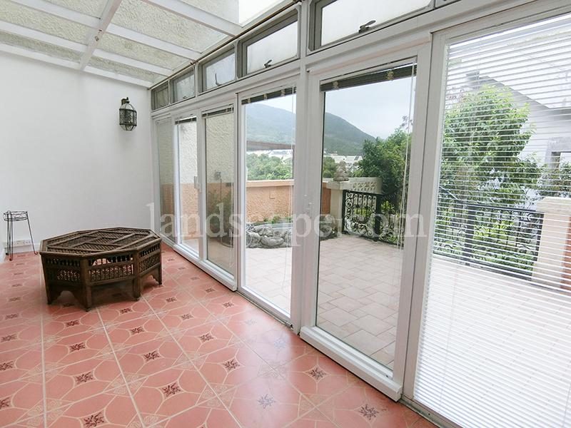 photo 4 — Ventura Villa, Chung Hom Kok