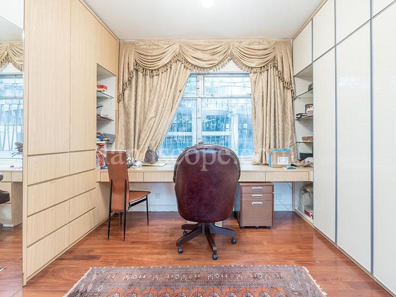 photo 13 — Villa Veneto, Midlevels West