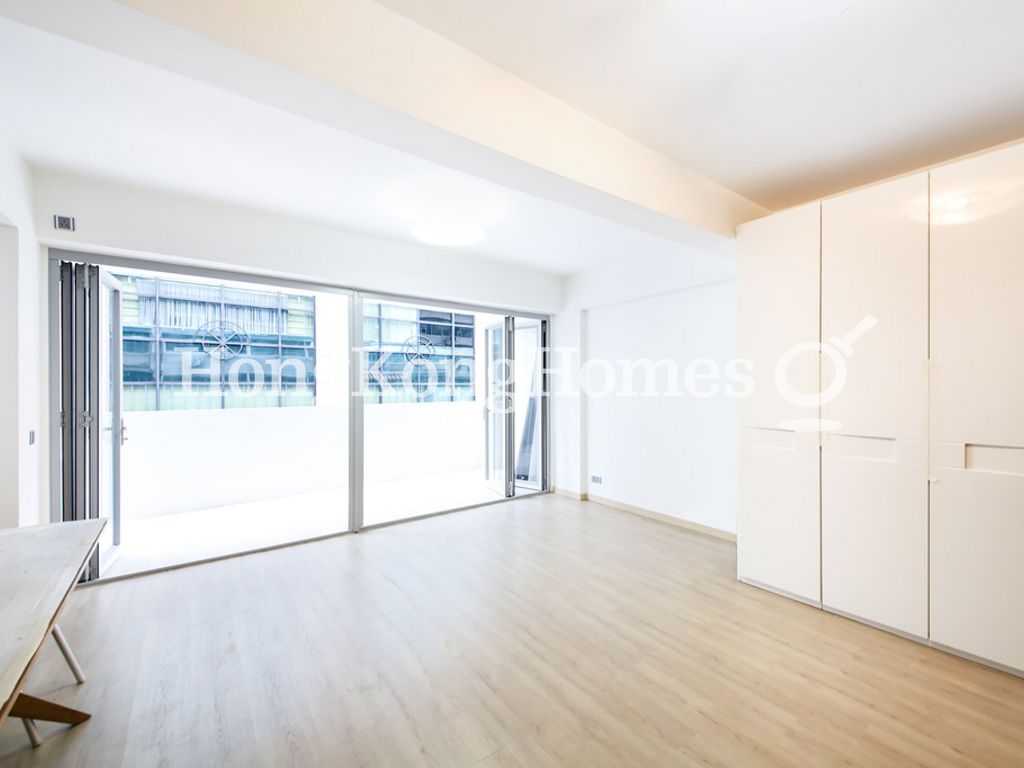 Studio — Po Ming Building, Causeway Bay