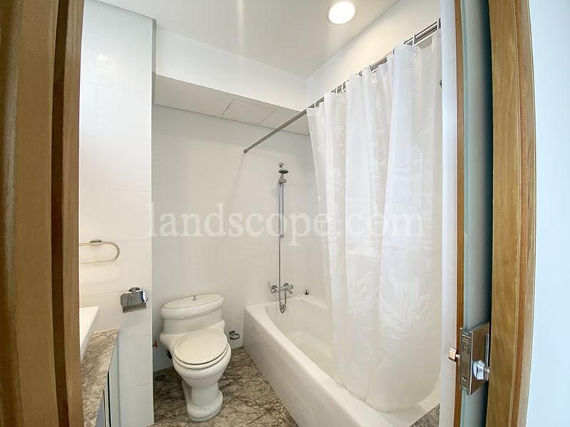 photo 12 — Bellevue Court, Midlevels East