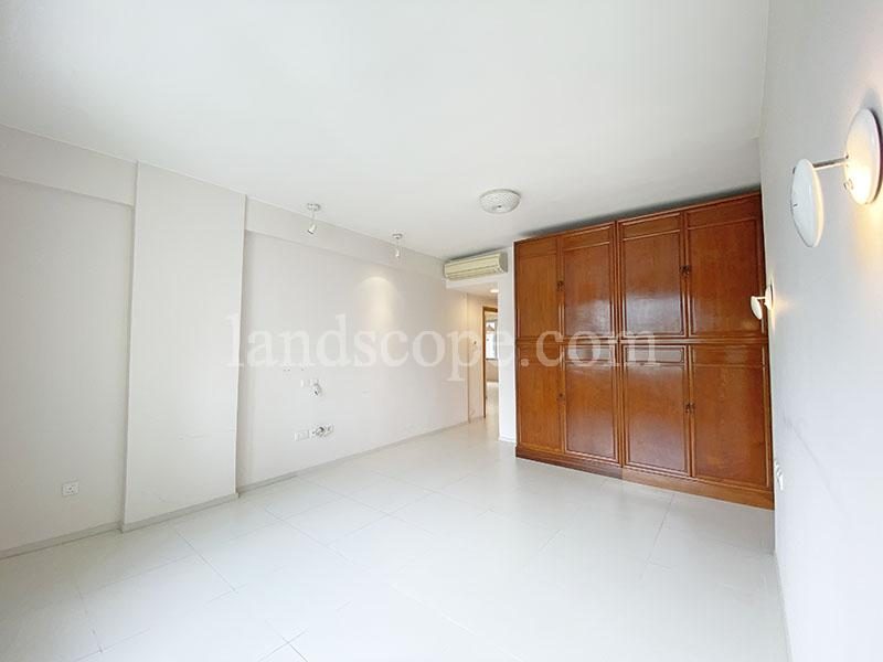 photo 5 — Bellevue Court, Midlevels East