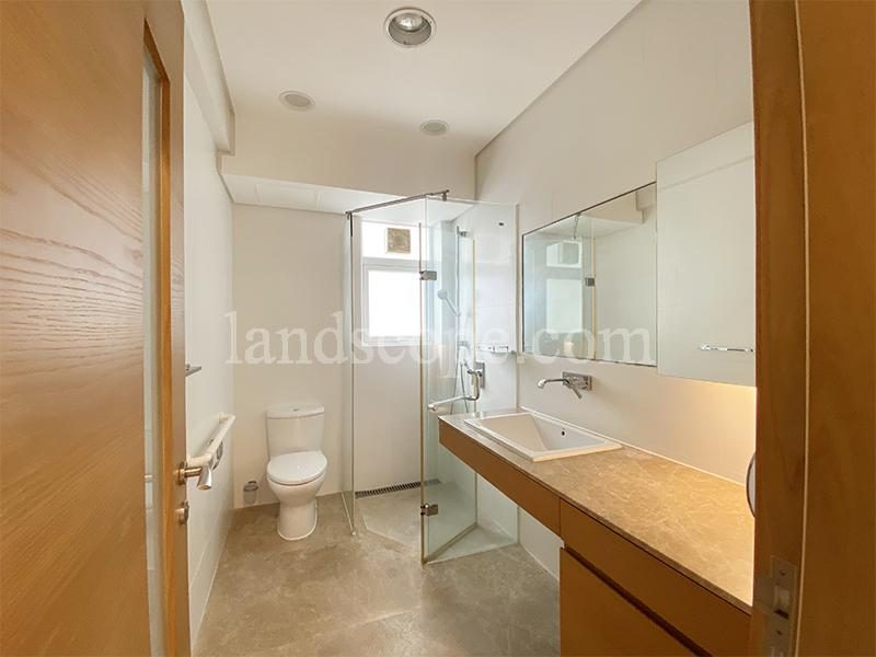 photo 9 — Bellevue Court, Midlevels East